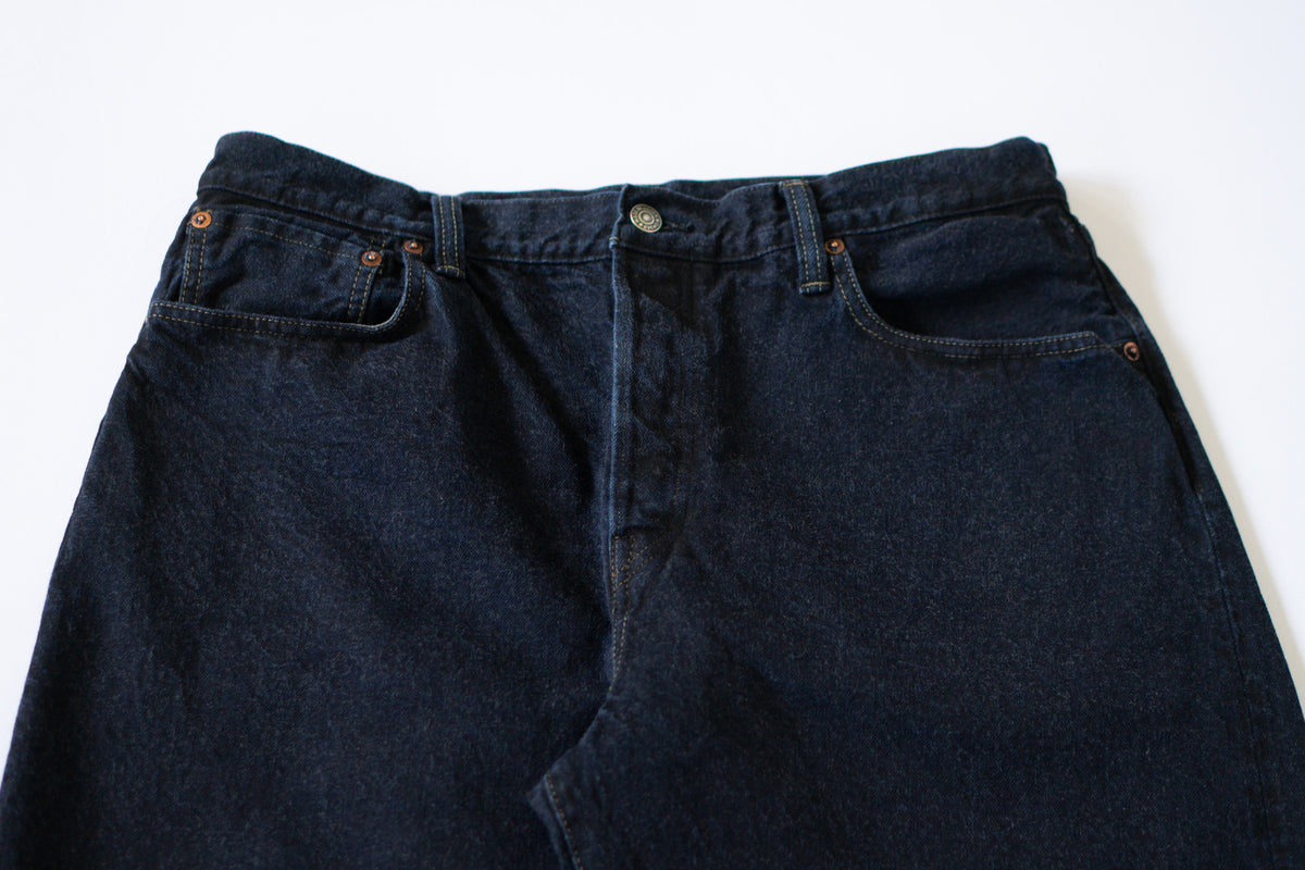 0815 13.5OZ CHARCOAL OVERDYED DENIM LOOSE FIT