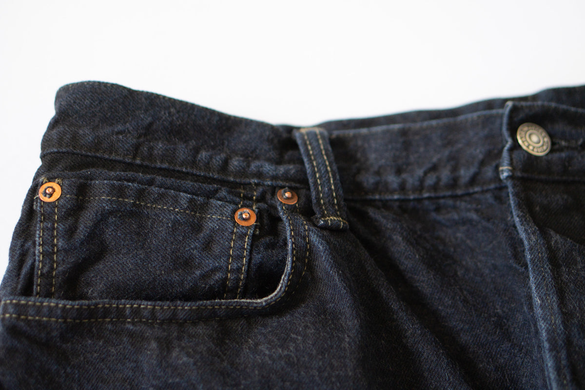 0815 13.5OZ CHARCOAL OVERDYED DENIM LOOSE FIT